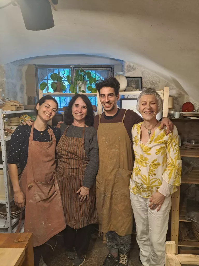 visite en atelier de la responsable pédagogique Myriam Saint Léger